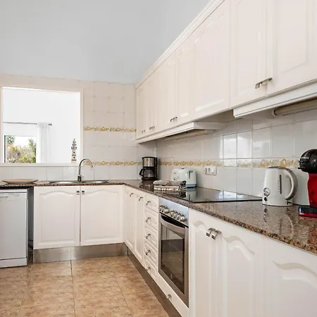 Villa Noelia By Escape Santo Tomas