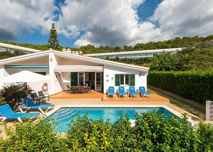 Noelia By Escape * Santo Tomas